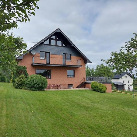Ferienhaus Hescheld With Private Jacuzzi Hellenthal Kültér fotó