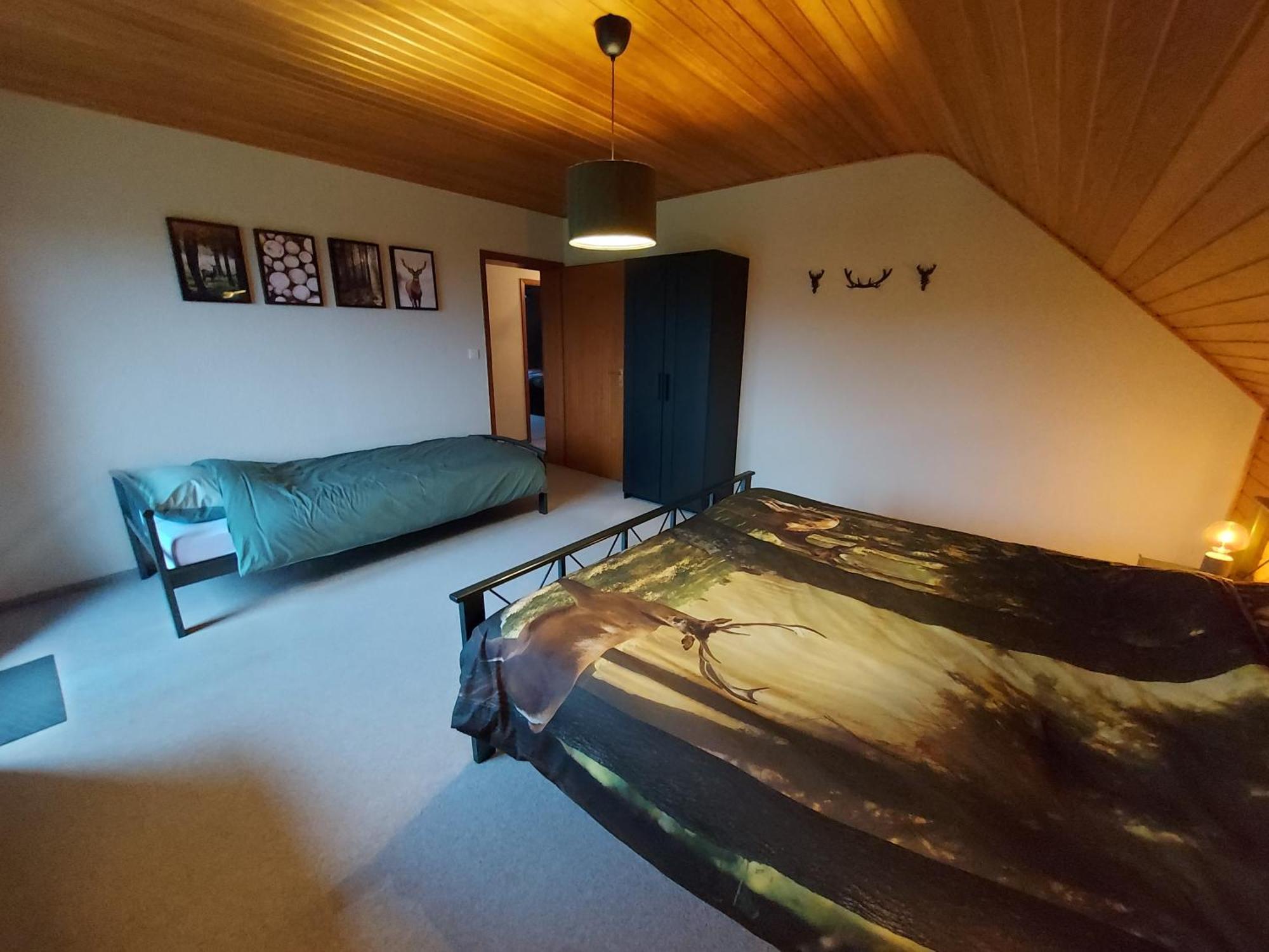 Ferienhaus Hescheld With Private Jacuzzi Hellenthal Kültér fotó