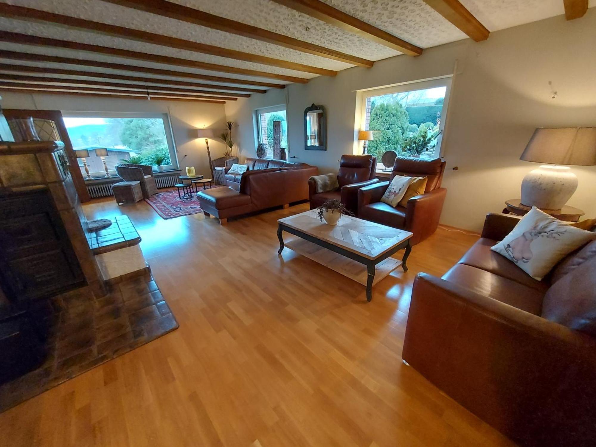 Ferienhaus Hescheld With Private Jacuzzi Hellenthal Kültér fotó